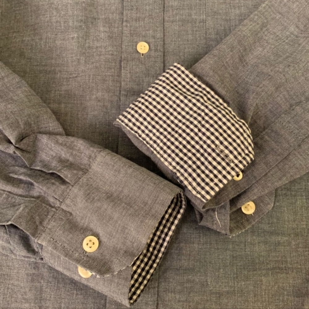 Izod Men's Long-sleeve gray button-down shirt - size large - Picture 5 of 6